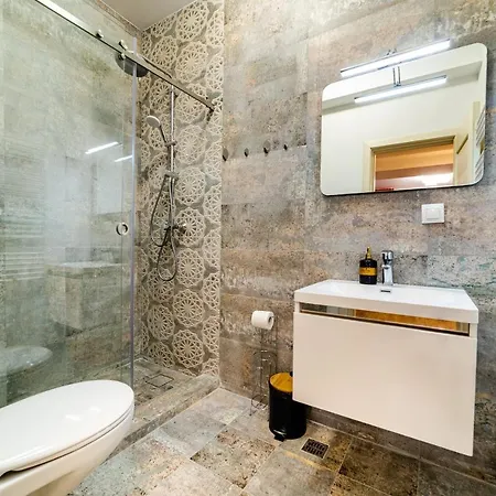 Hotel de apartamente Adamar *