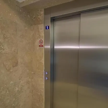 Hotel de apartamente Adamar *